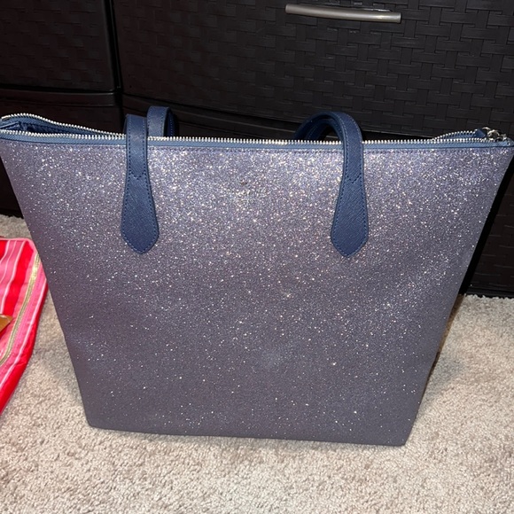 Kate Spade Tote - Picture 1 of 3